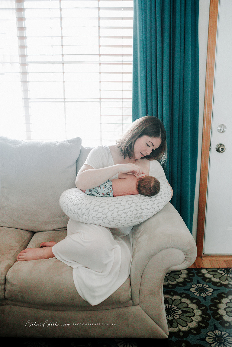 Newborn Photography Spokane, CDA Idaho Newborn Photographers, Best Newborn photographers Spokane, home birth spokane, natural birth Spokane, Idaho home birth, birth photographer Spokane, Washington home birth,