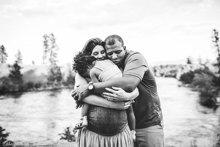 intimate maternity family pictures spokane, emotional maternity pictures, lifestyle maternity photo, family candid natural light maternity pregnancy pictures