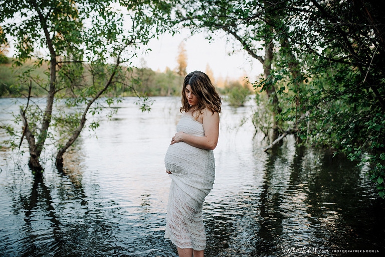 Maternity Photography Spokane, Home Birth Spokane, Newborn Photography Spokane, Natural light maternity photographers coeur d'alene, idaho 