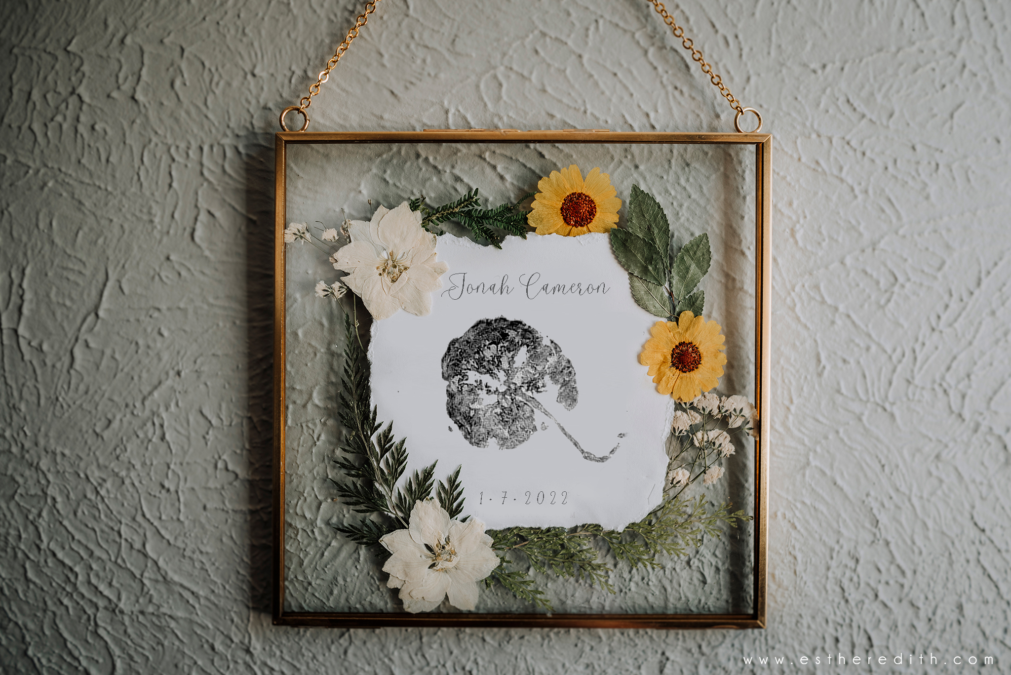 Dried Flower Wedding Frame 001