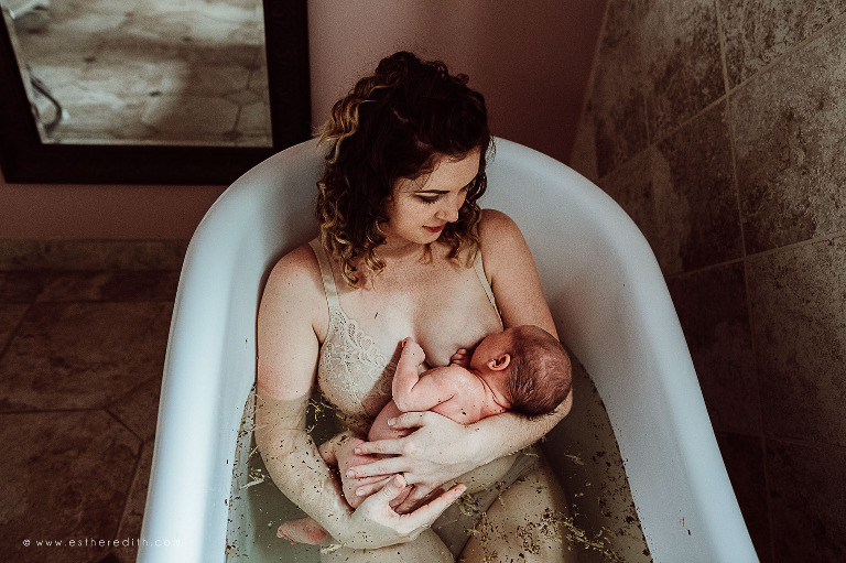 caring coconut herbal bath, claw foot tub herbal bath, claw foot tub home birth, water birth, spokane birth photographers